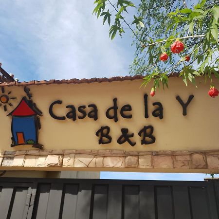 Casa De La Y - B&B Encarnacion Exterior photo