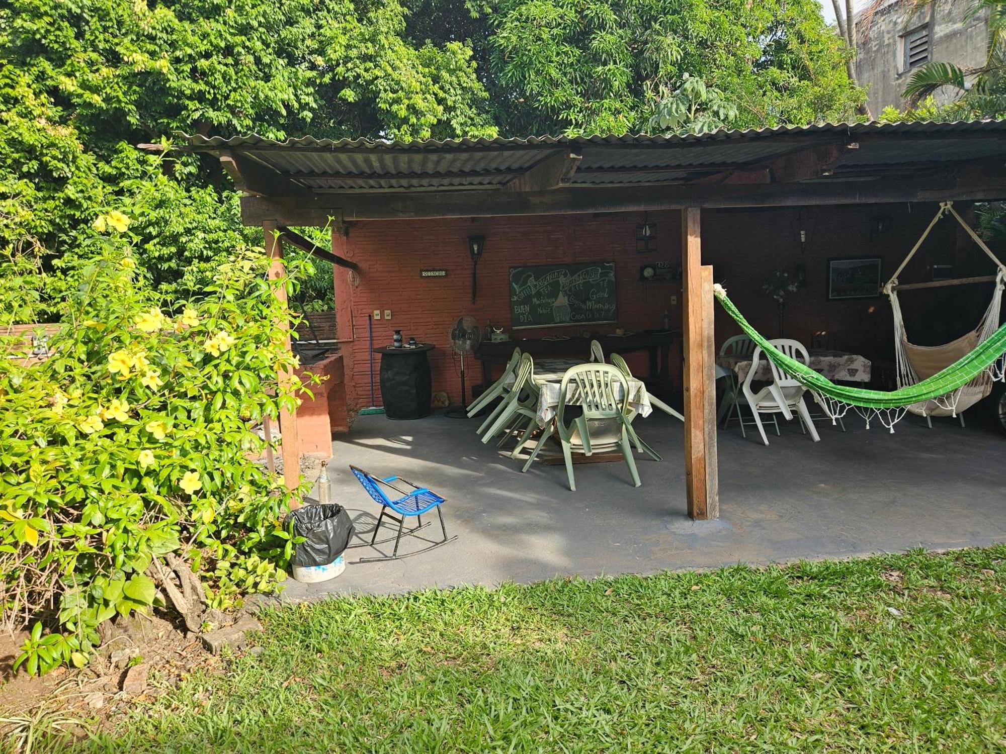 Casa De La Y - B&B Encarnacion Exterior photo